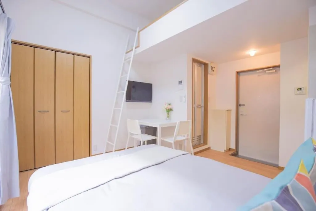 Apartment 閑静な住宅街_暖かく居心地の良いデザイン Eoe-2 Tokyo Japan