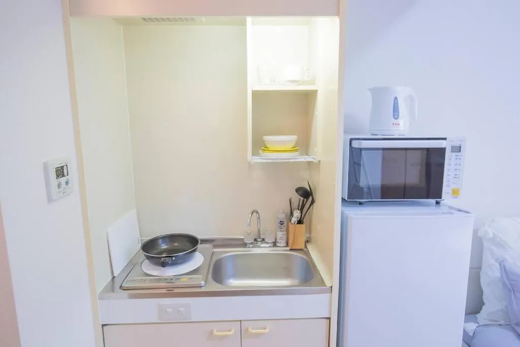 閑静な住宅街_暖かく居心地の良いデザイン Eoe-2 Tokyo Apartment